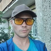  ,   Denis, 32 ,   ,   , c , 