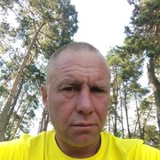  Karczew,  Ivan, 41