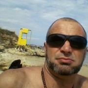  ,  Valentin, 61