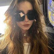  Abbots Langley,   Laura, 21 ,   ,   