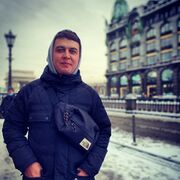  ,   Artem, 33 ,   