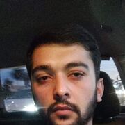  ,  Nika, 24