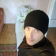  ,   Leonid, 41 ,   