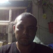  -,   Denis, 33 ,   ,   , c 