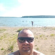  ,  Stalker, 42