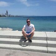  ,   Davit, 41 ,   ,   