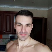  ,   Viktor, 35 ,   ,   