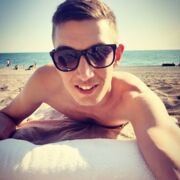  ,   Artem, 32 ,   ,   