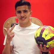  ,  tooni, 32