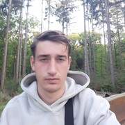  ,  Vadym, 20