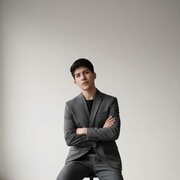  ,   Zak, 19 ,   ,   , c , 