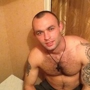 ,  Vano, 40