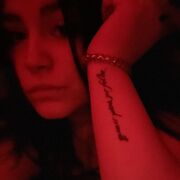  ,  Larisa, 23