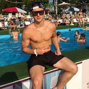  ,   Artem, 30 ,   