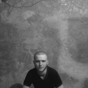  -,  Damir, 32