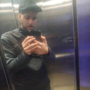  La Linea de la Concepcion,  Karim, 26