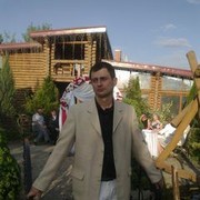  ,   Yuriy, 44 ,   