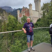  ,  Viktor, 70