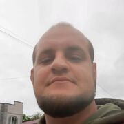  ,   Andrei, 32 ,   ,   