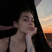  , 