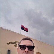 ,   Alex, 40 ,   c 