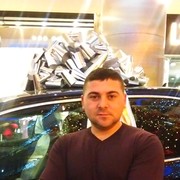  ,   Victor, 44 ,   