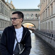  ,  Komil, 25