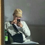 ,  Aizat, 22