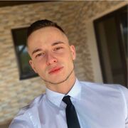  Herzogenrath,  Maksim, 28