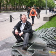  ,   Serzh, 44 ,     , c 