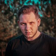  ,   Viktor, 26 ,   