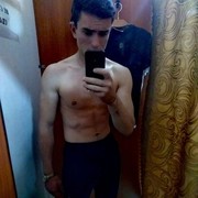  ,   Maksim, 25 ,   ,   , c 