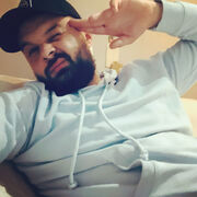  ,   Cezar, 33 ,   ,   