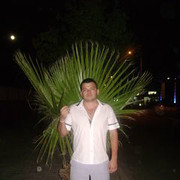  ,   Leonid, 39 ,   