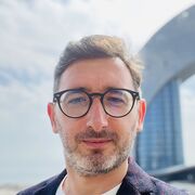  ,  Farid, 43
