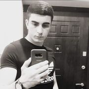  ,   Artur, 28 ,   ,   