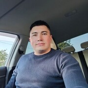  ,  Artem, 31