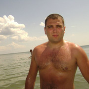  ,   Nik, 35 ,   