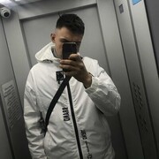  ,  Lion, 25