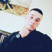  ,  Dima, 28
