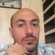  ,  Armen, 40