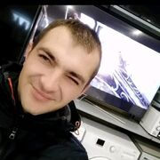  ,  Viktor, 34