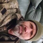 ���  �� ���