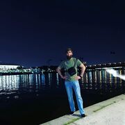  New York City,   Bislan, 38 ,   ,   