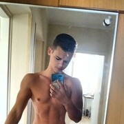  ,   Denis, 22 ,   ,   