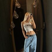  ,   Viki, 26 ,   ,   