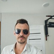  ,   Oleg, 39 ,   
