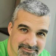  Queen,  David Thomas, 62