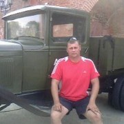  ,   Viktor, 48 ,   