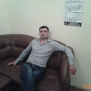  ,   Elsad, 36 ,  